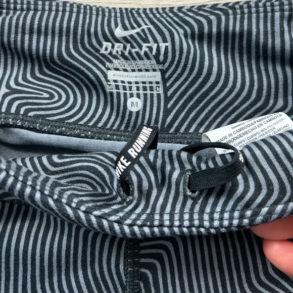 Nike Zen Epic Run Tight Leggings - Picture 7 of 14